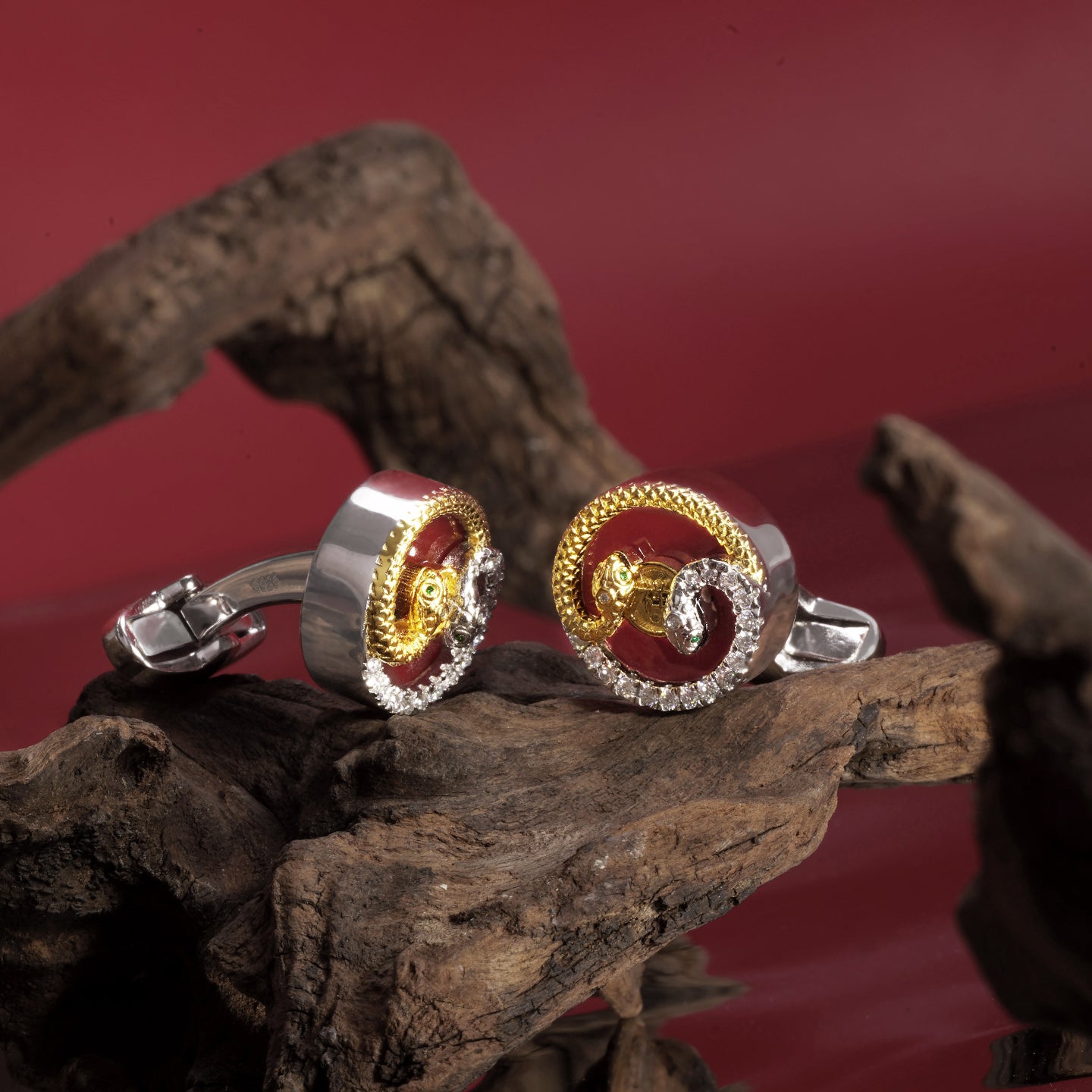 The Auspicious Spirit Snake cufflinks MM2501SG