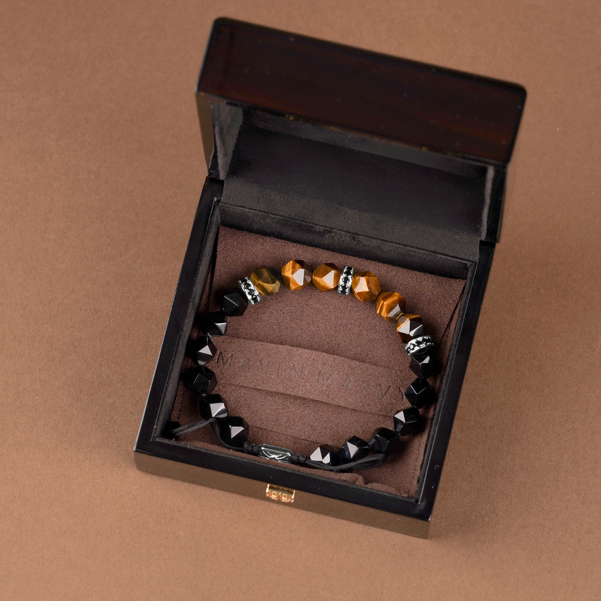 Apache's Tears series bracelet MMS004808BK