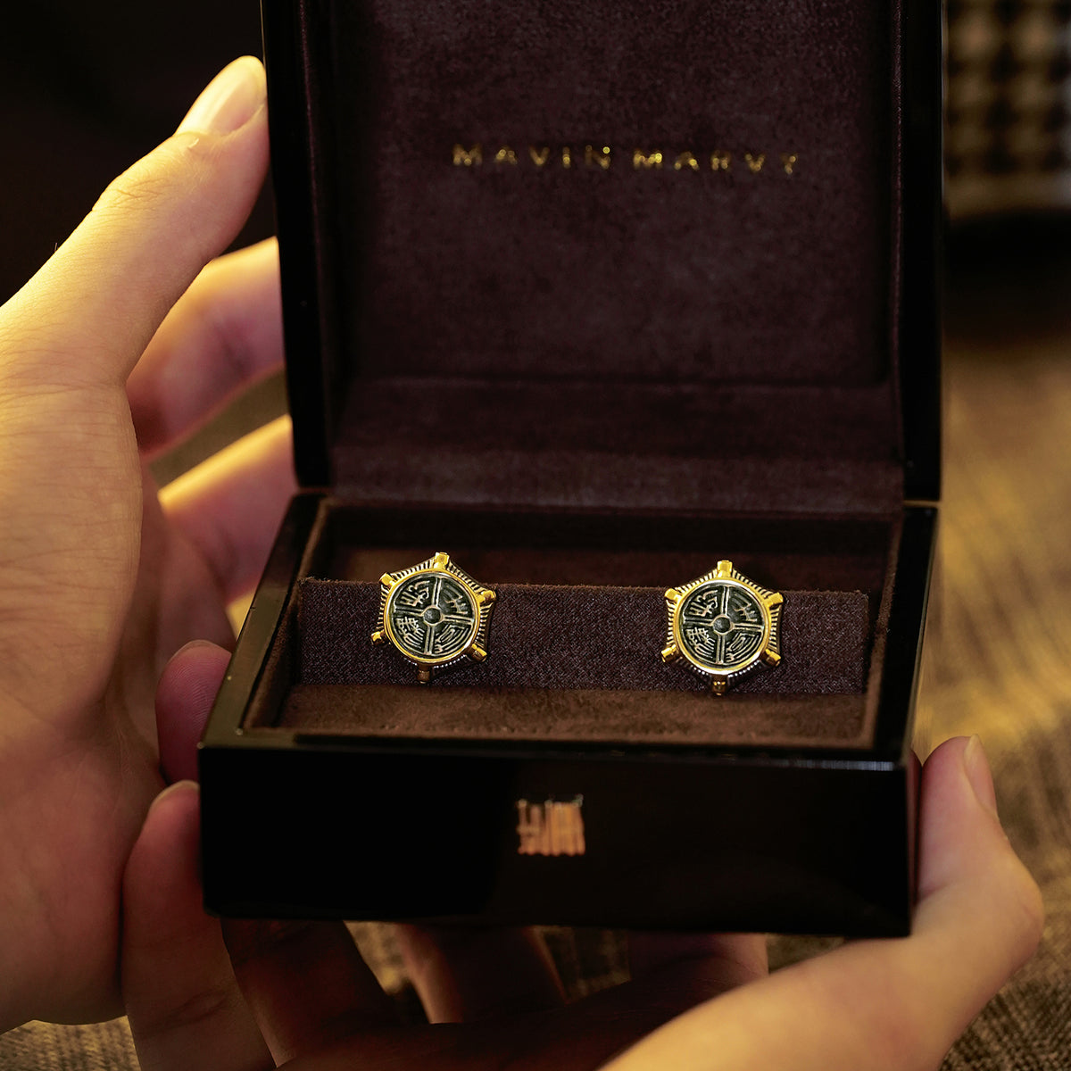 Eaves Tile Series Endless Life cufflinks MM2212