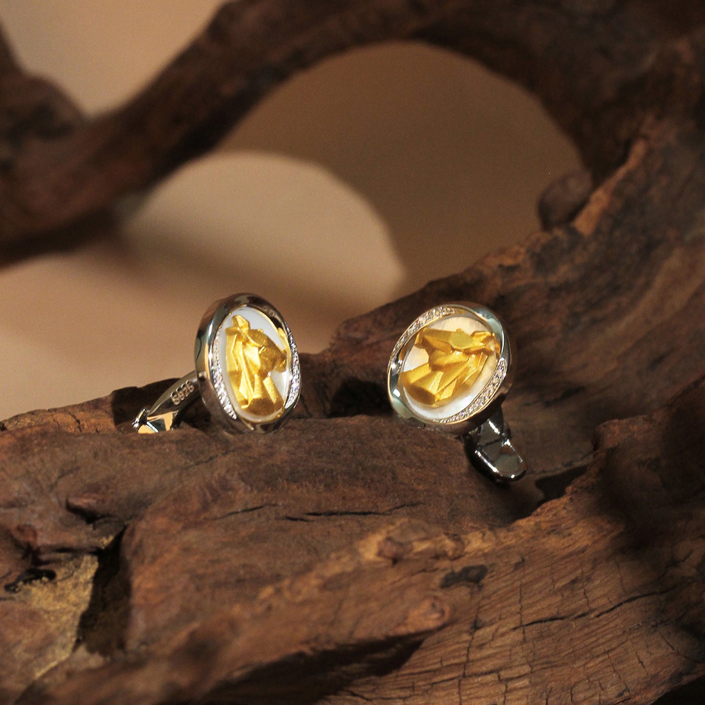 Mobius Series Zodiac Horse Cufflinks MM2406S