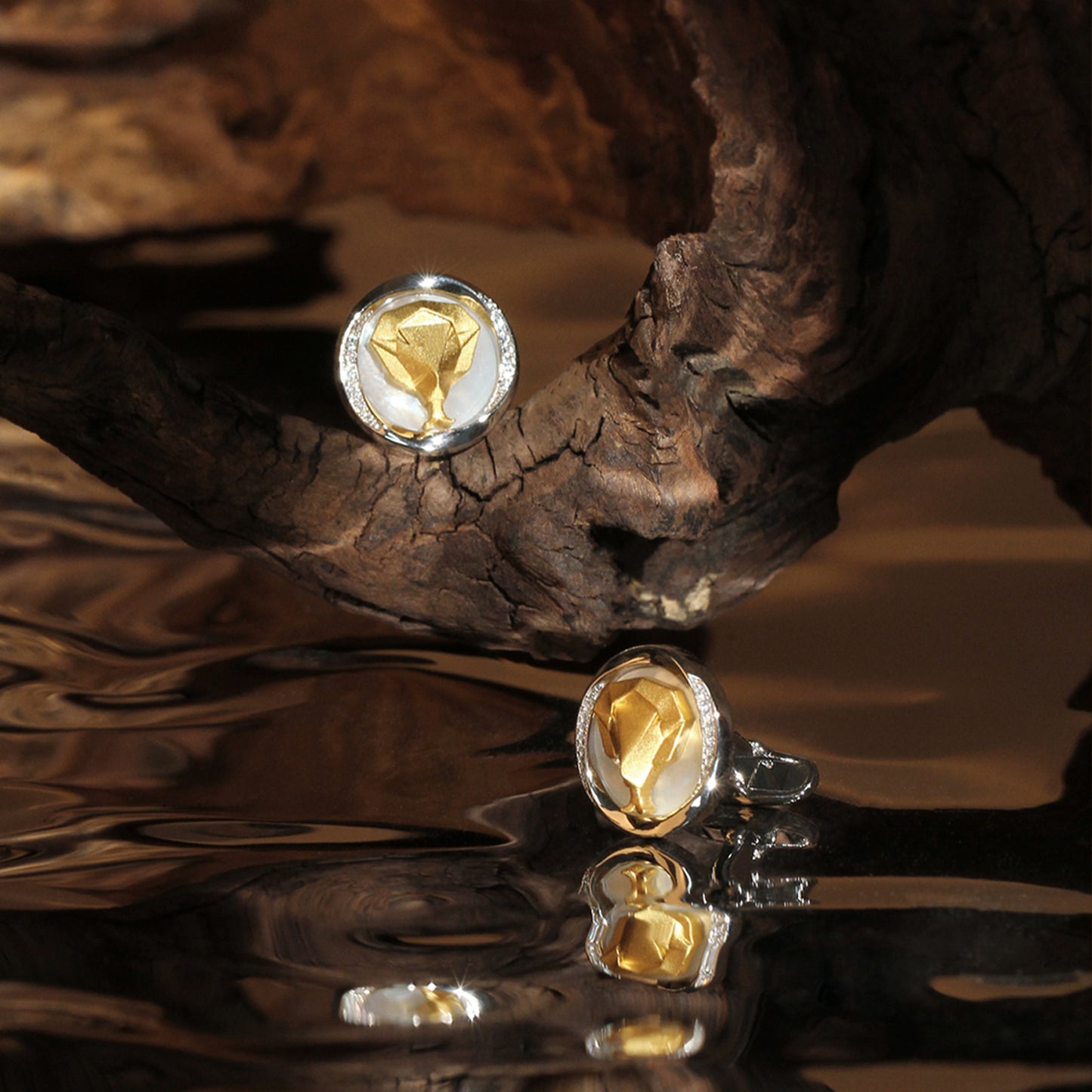 Mobius Series Zodiac Cobra Snake Cufflinks MM2405S
